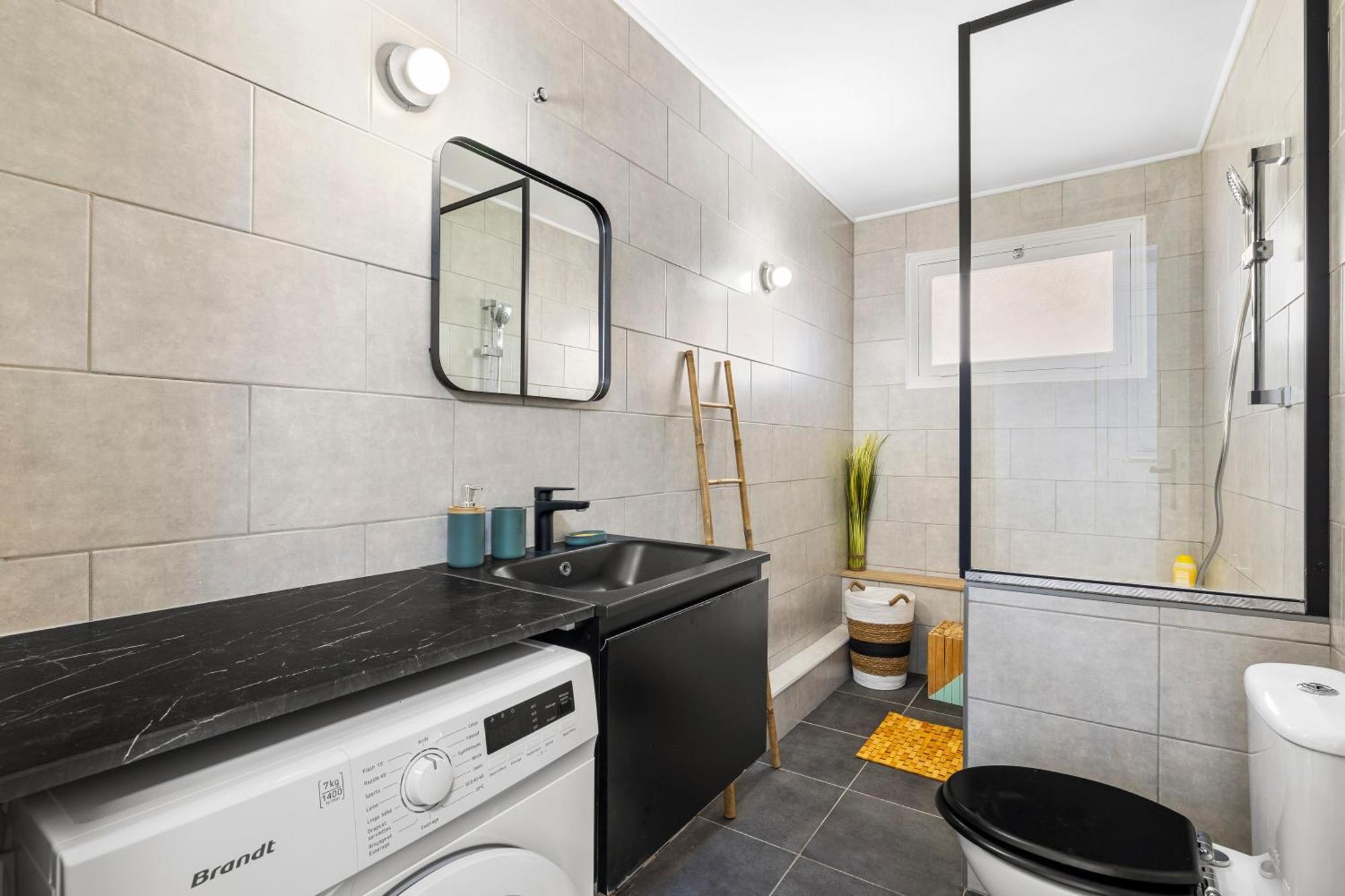 Nice Renting - Philibert - Elegant Spacious Quiet Near The Port Free Parking Экстерьер фото