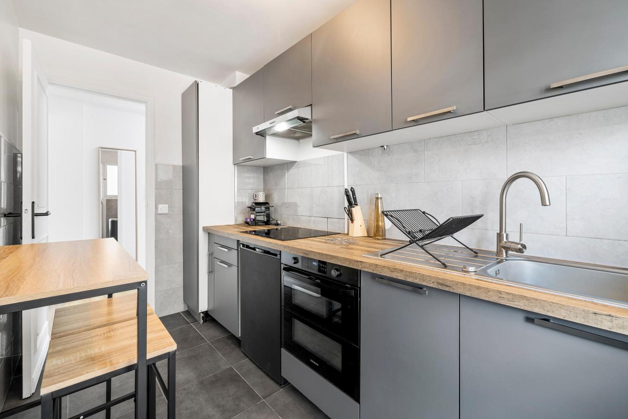 Nice Renting - Philibert - Elegant Spacious Quiet Near The Port Free Parking Экстерьер фото